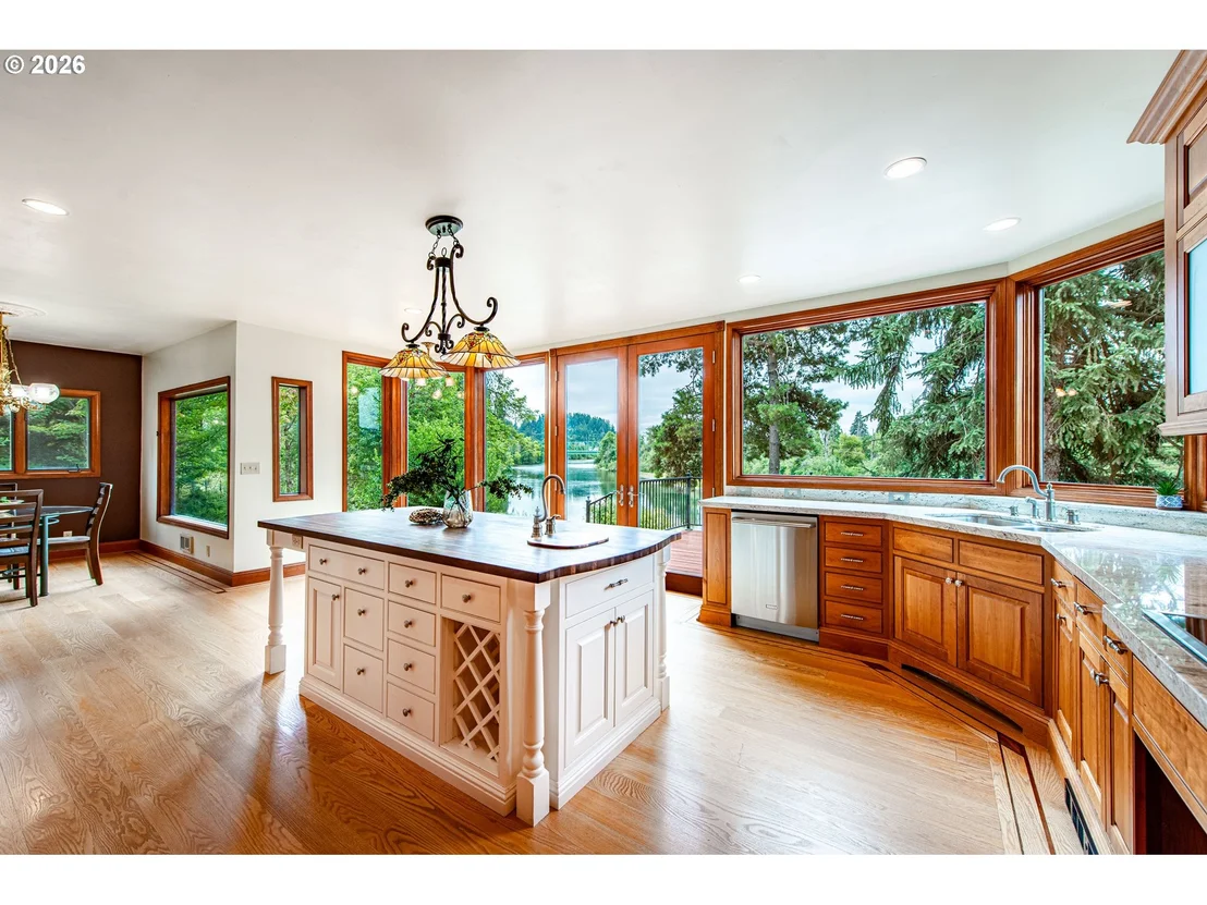 Photo of 441 W D ST