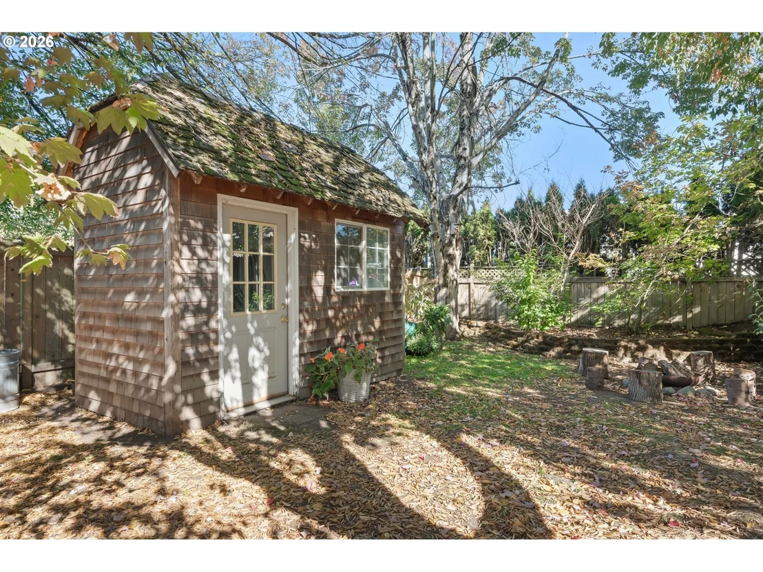 Photo of 1315 ARCADIA DR