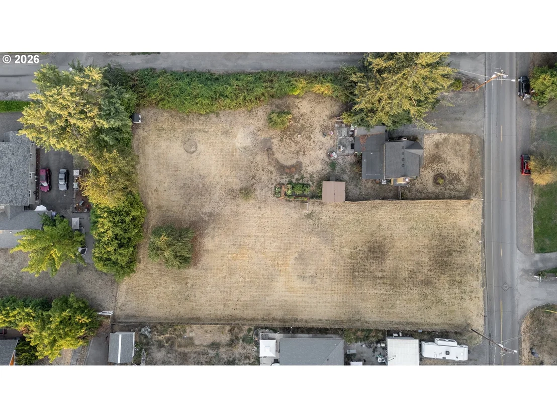 Photo of 185 FERNDALE DR