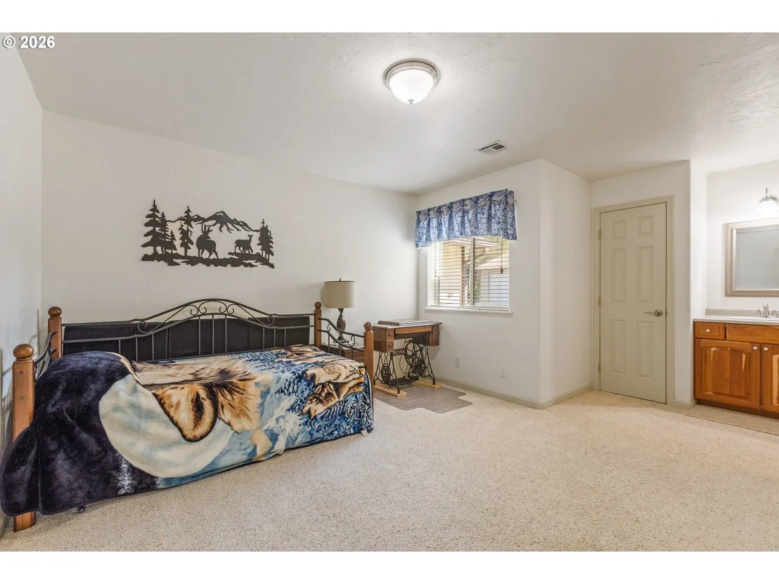 Photo of 757 ECHO DR