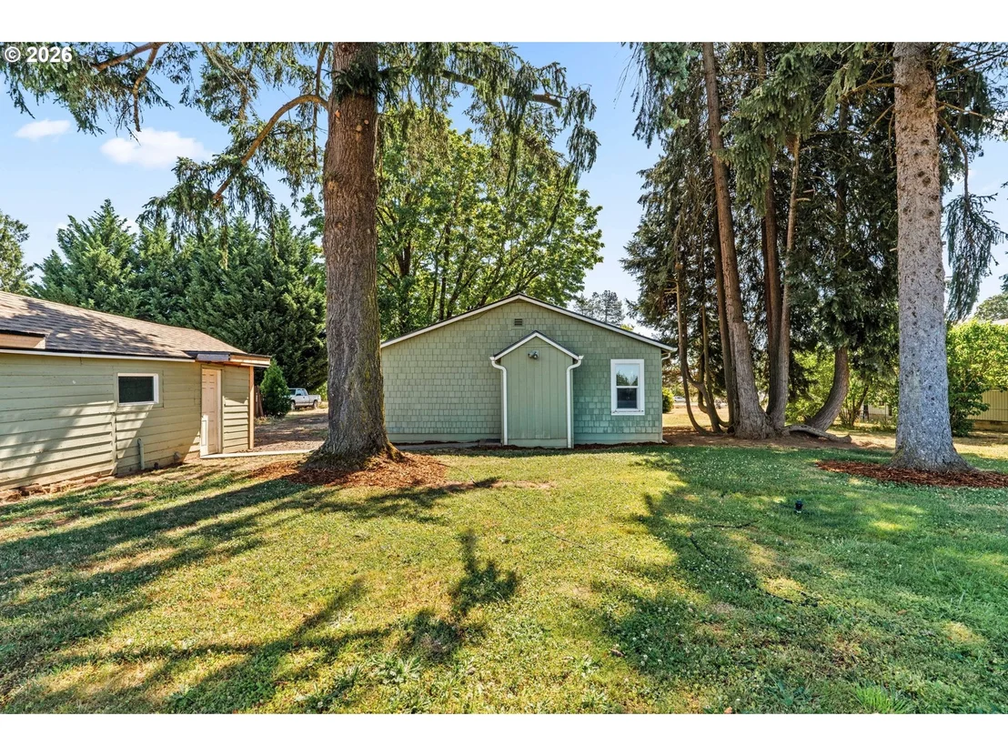 Photo of 90798 ALVADORE RD