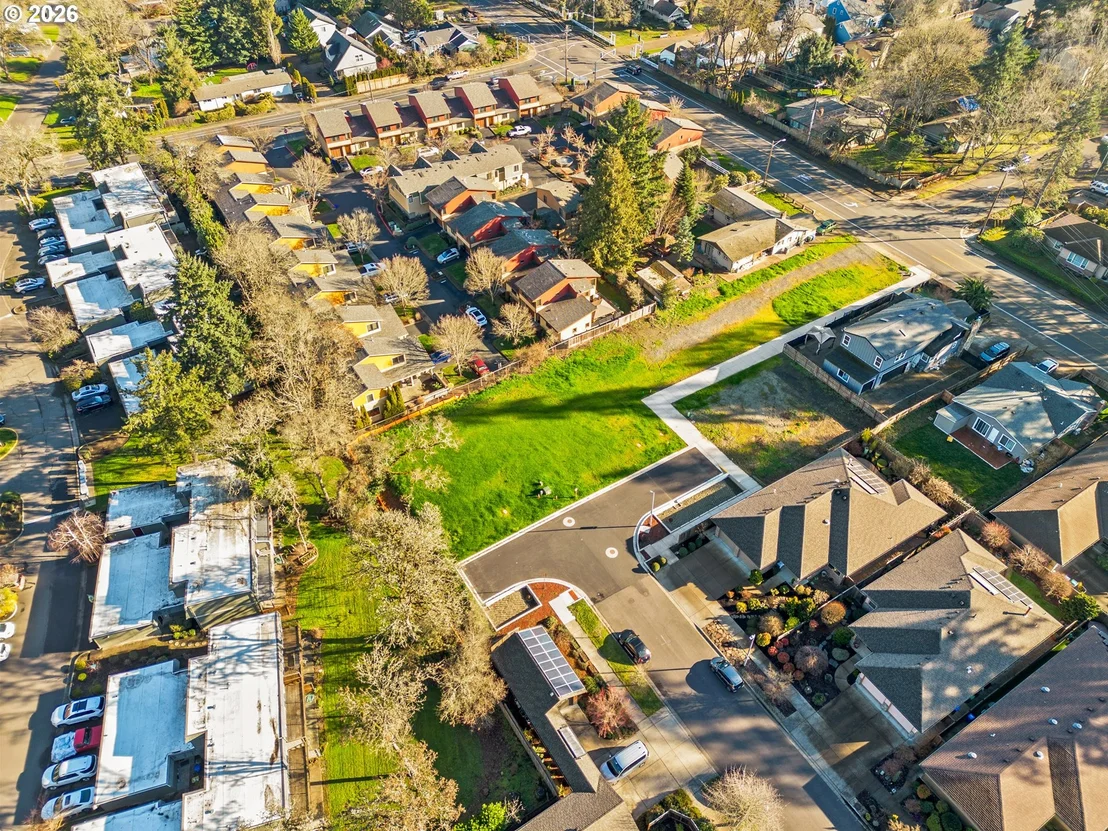Photo of Unit LOT3 at Piper LN