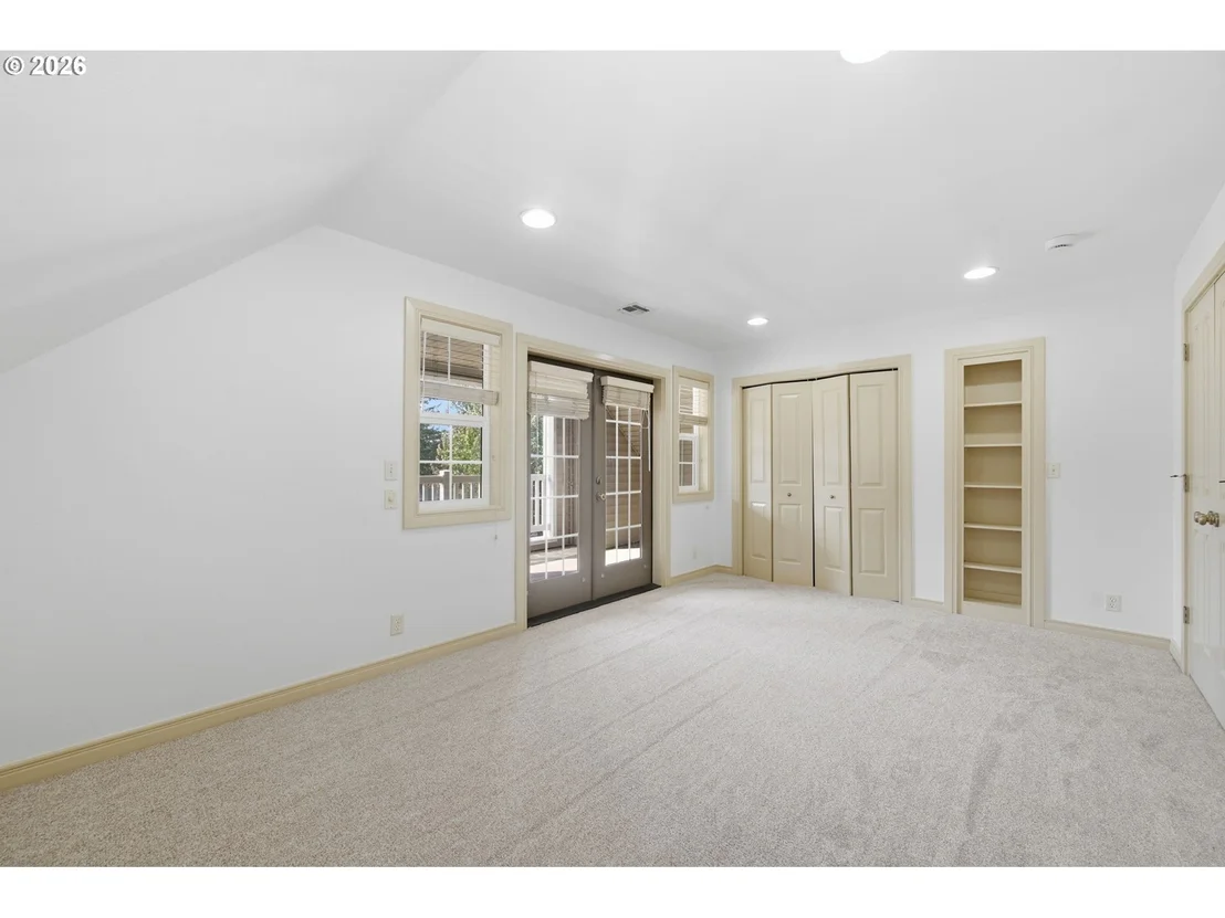Photo of 441 COVEY LN
