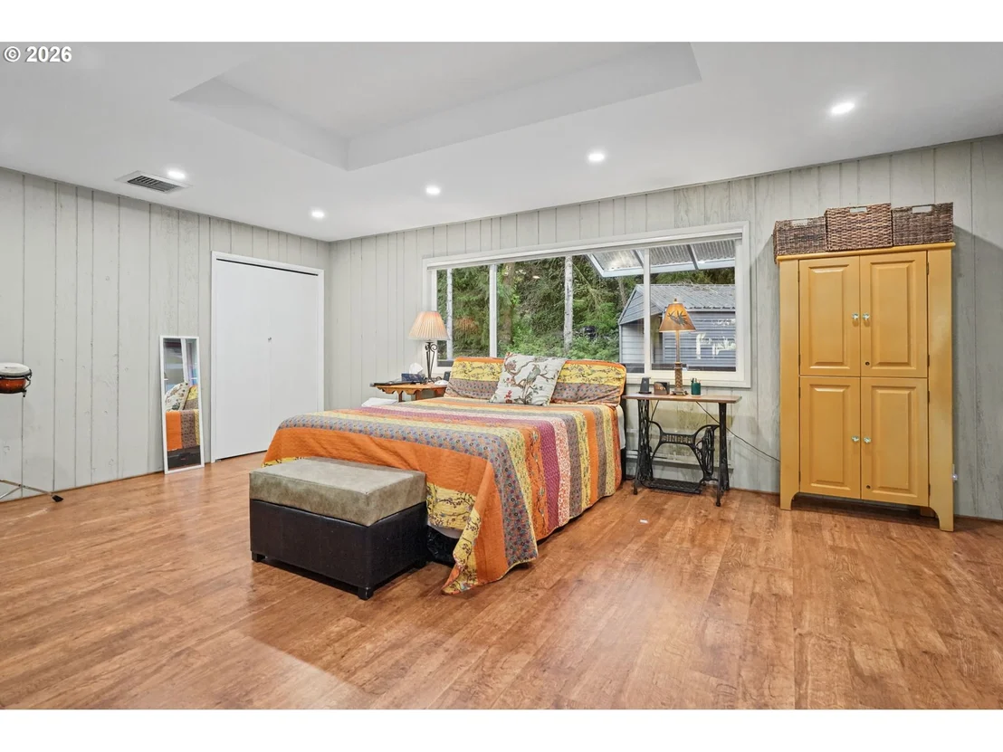 Photo of 9959 SWEET CREEK RD