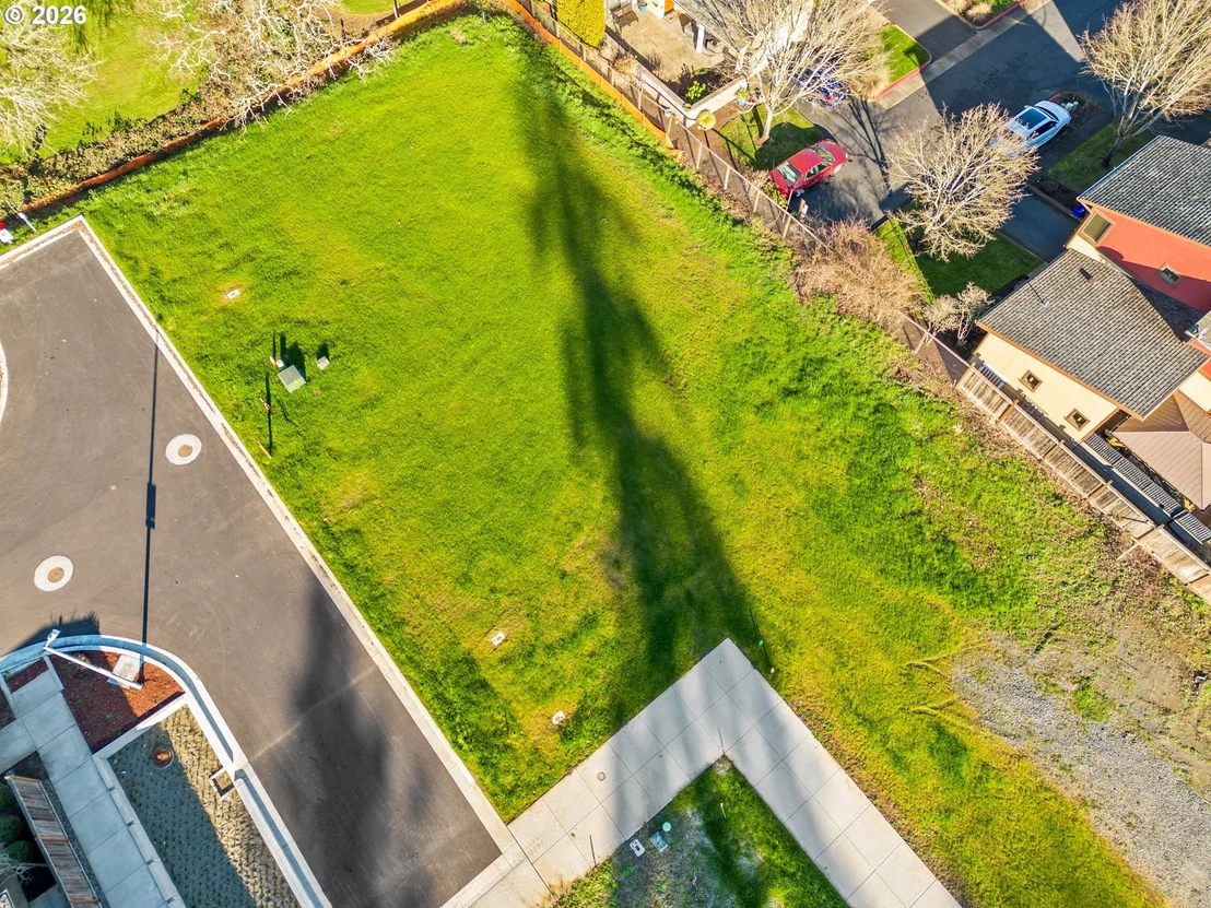 Photo of Unit LOT2 at Piper LN