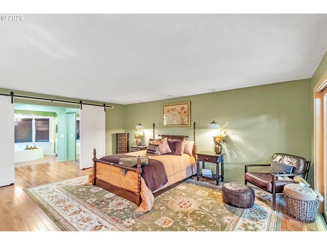 Photo of 2610 HIGHLAND OAKS DR