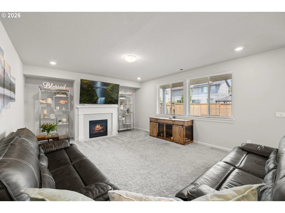 Photo of 4240 SW MAWRCREST AVE