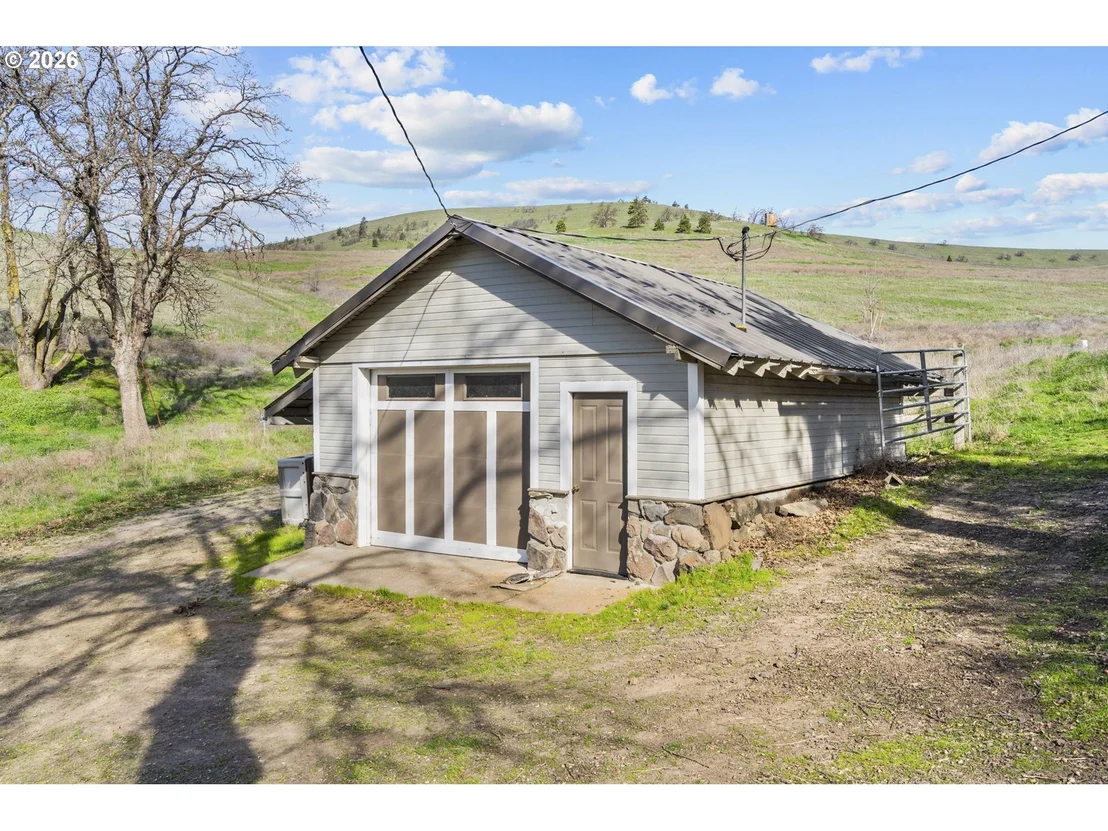 Photo of 3465 THREE MILE RD