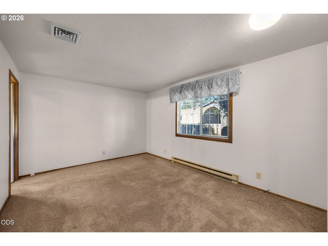 Photo of 52300 GLENWOOD DR