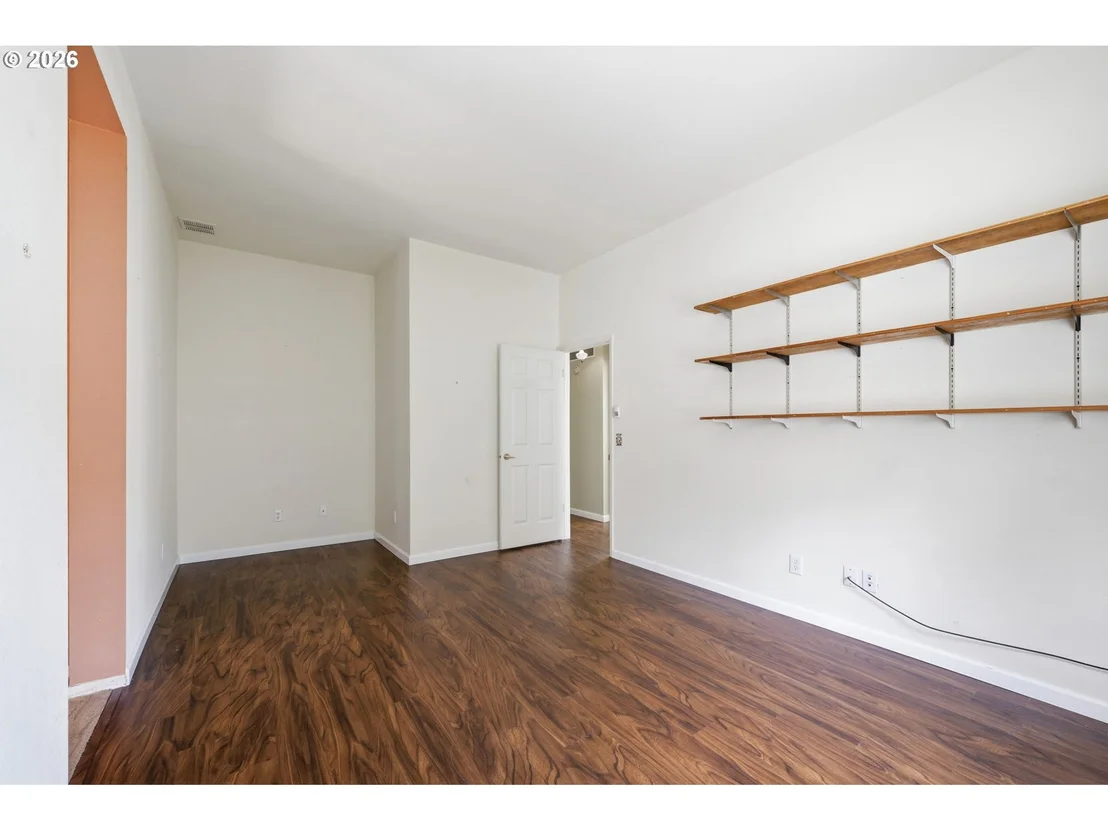 Photo of 489 SHERWOOD LOOP