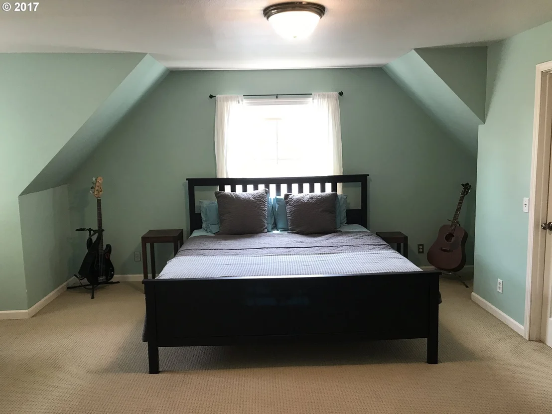 Photo of 1352 MILL ST