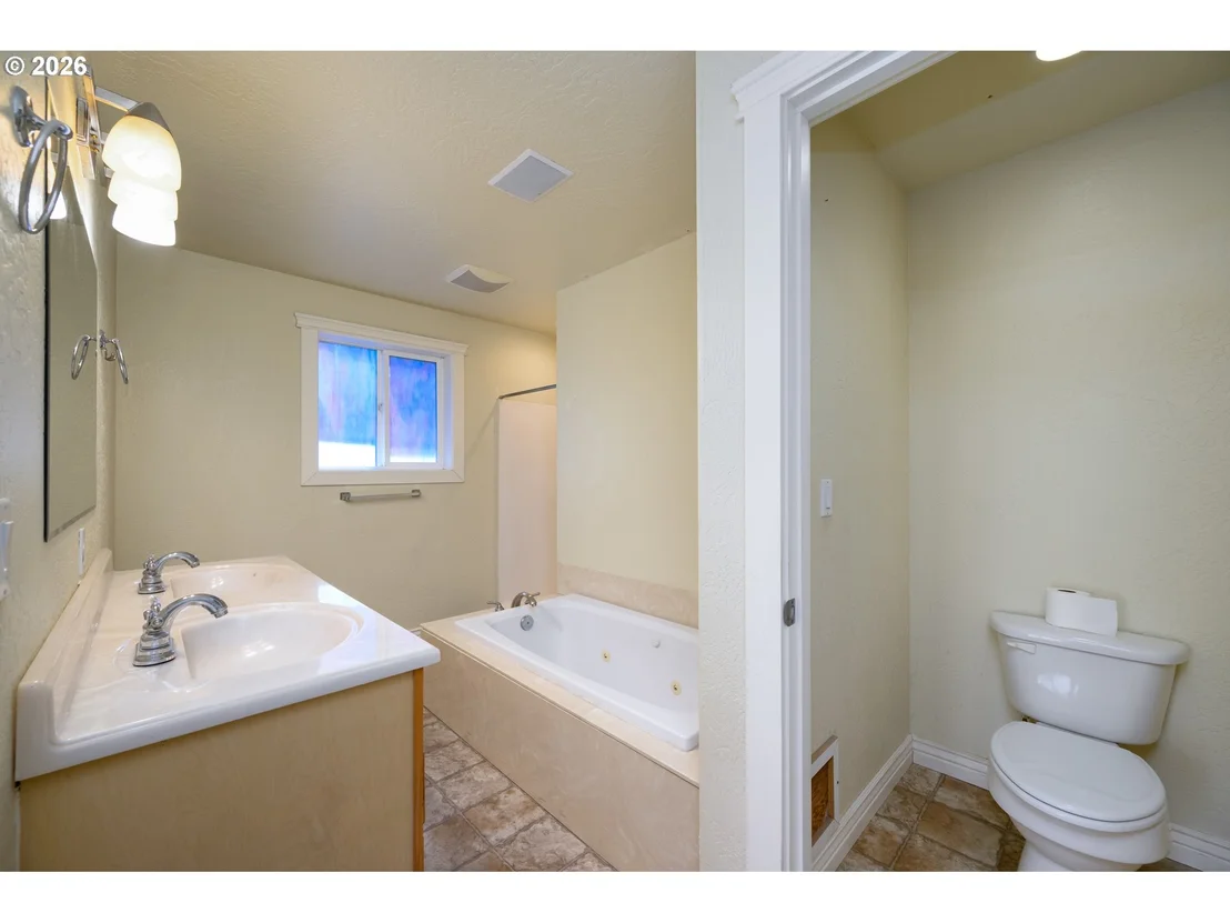 Photo of 356 SETHER AVE