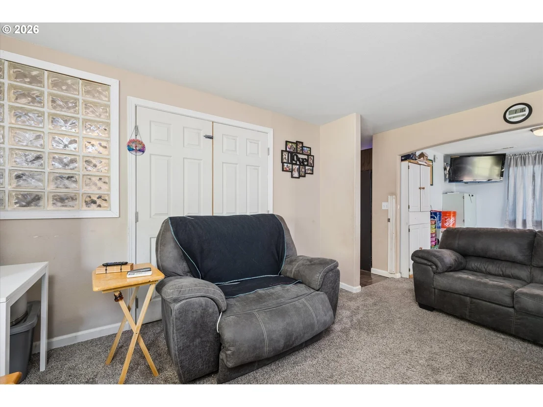 Photo of 995 KINTZLEY AVE