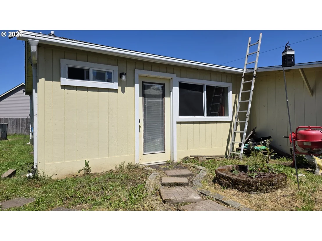 Photo of 3801 DOVE LN