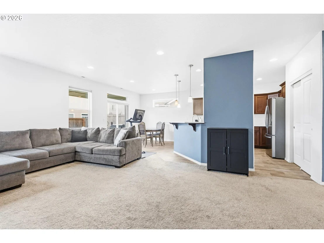 Photo of 559 CASTING ST