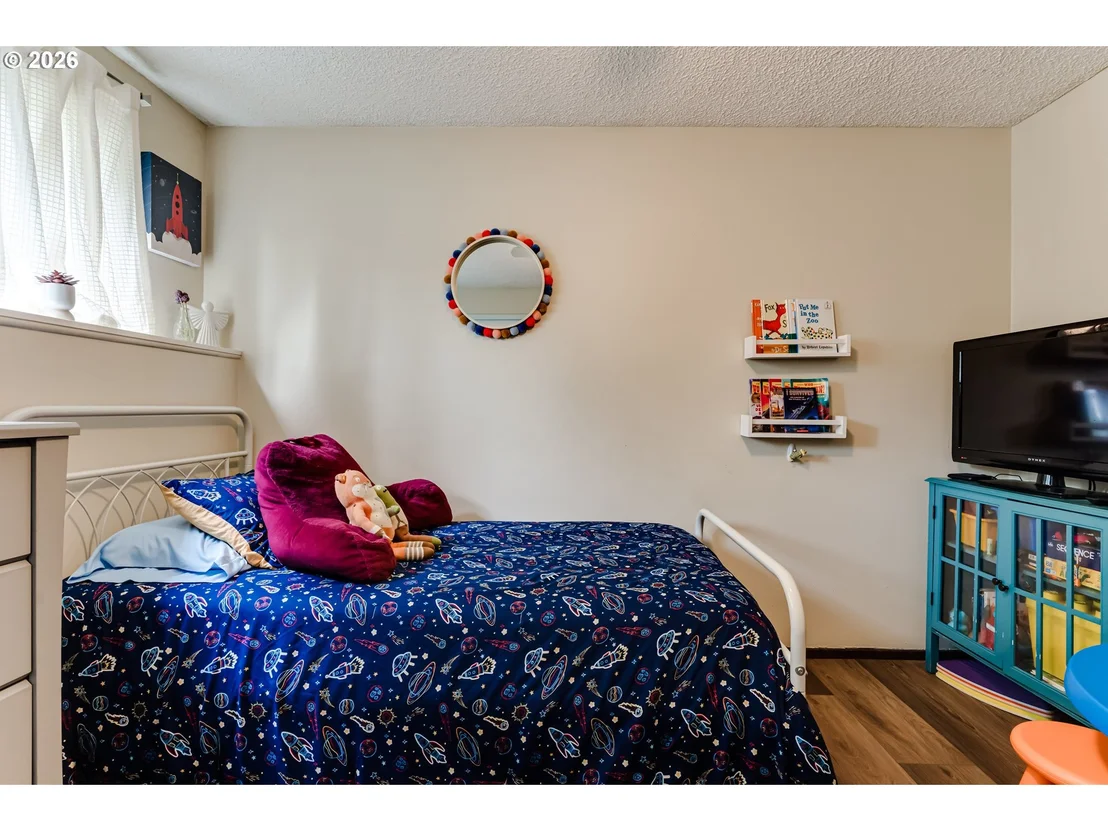 Photo of Unit A at 4083 DONALD ST