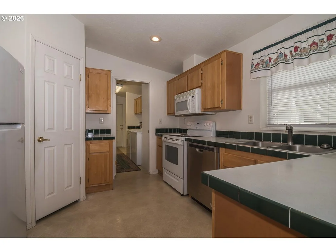 Photo of 119 SE 216TH AVE