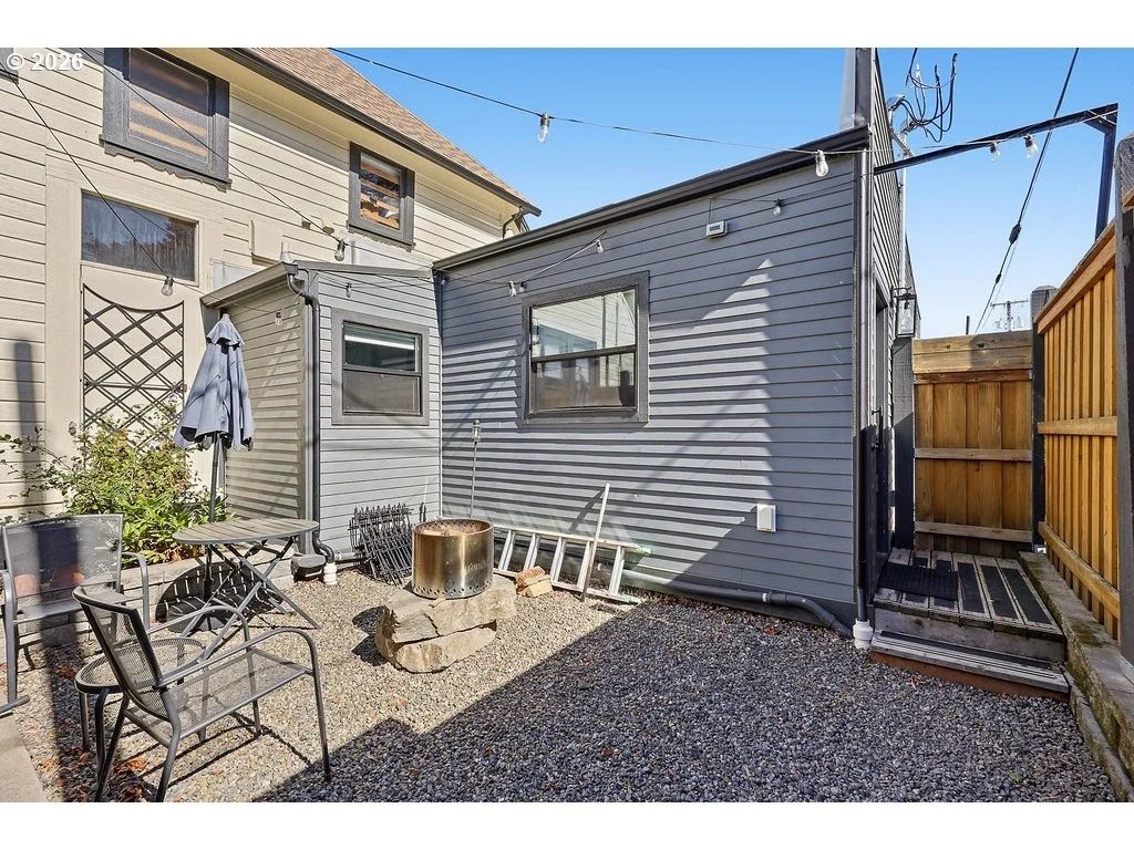 Photo of 436 LINCOLN ST