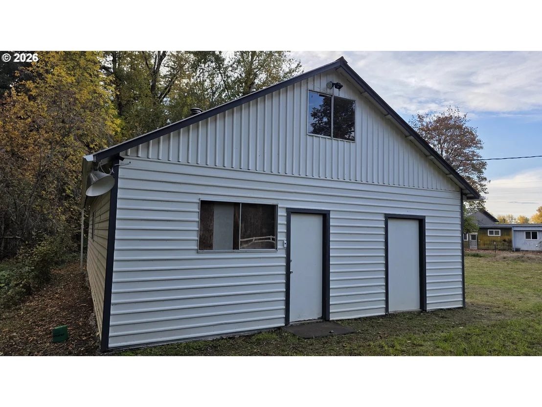 Photo of 93146 APPLEGATE TRL