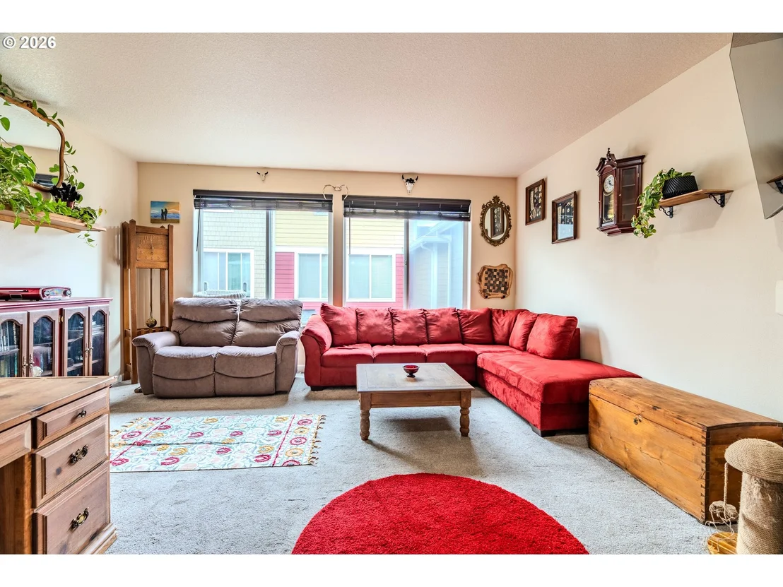 Photo of 866 NW COUNCIL DR
