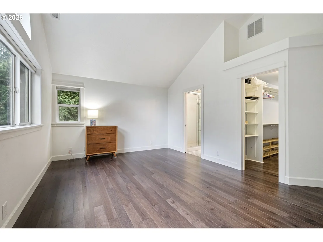 Photo of 3368 BENTLEY AVE
