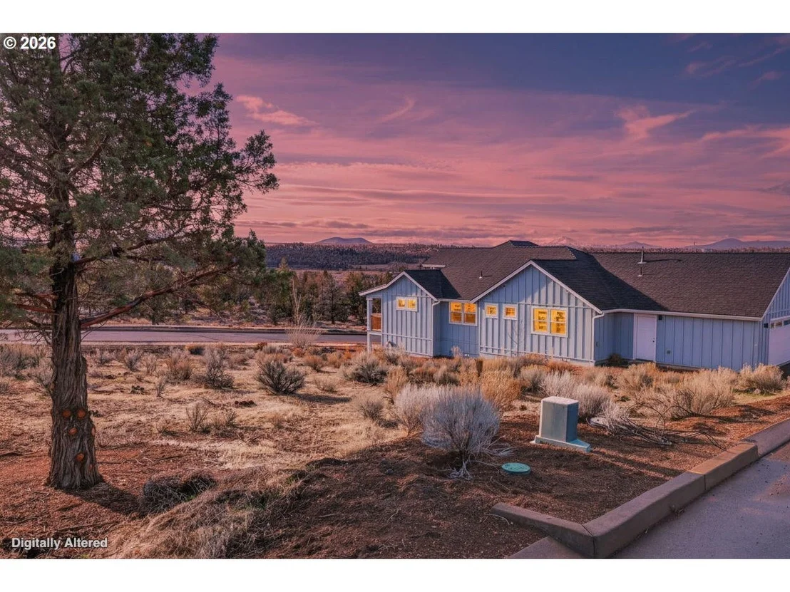 Photo of 1092 SE BLUEGRASS LN