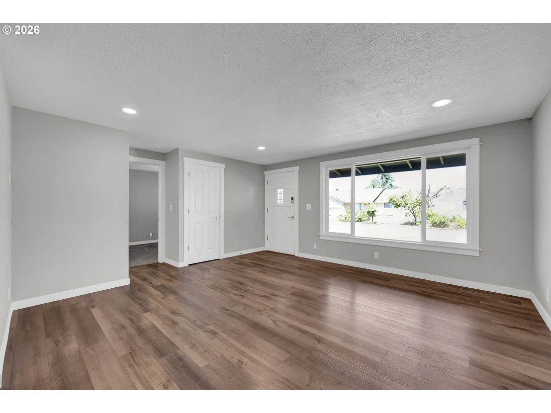 Photo of 326 38TH PL
