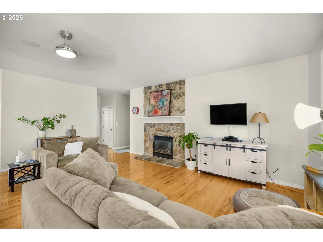 Photo of 2311 FALCON DR