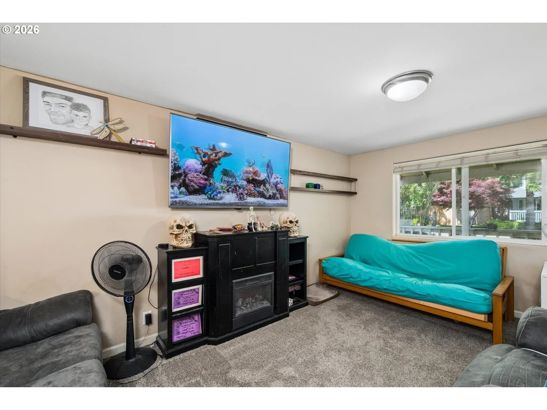 Photo of 995 KINTZLEY AVE