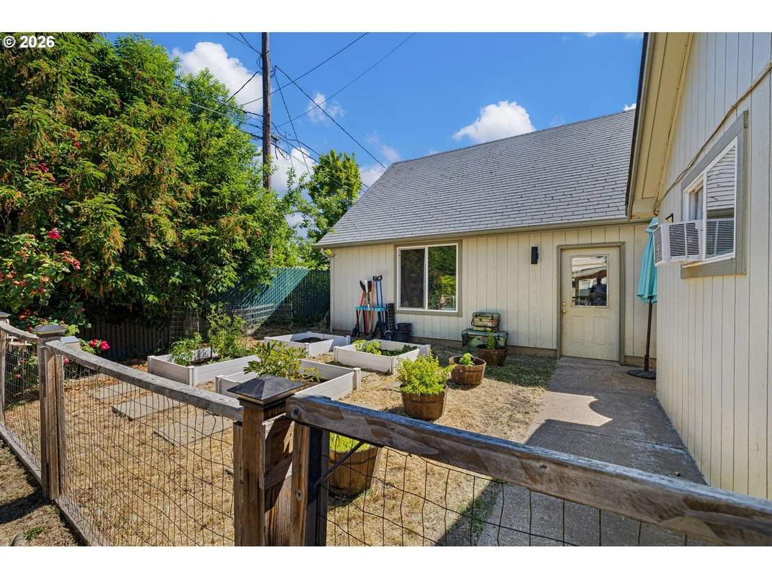Photo of 1257 RIVER RD