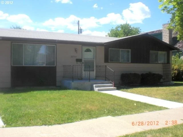 Photo of 2775 MAIN ST