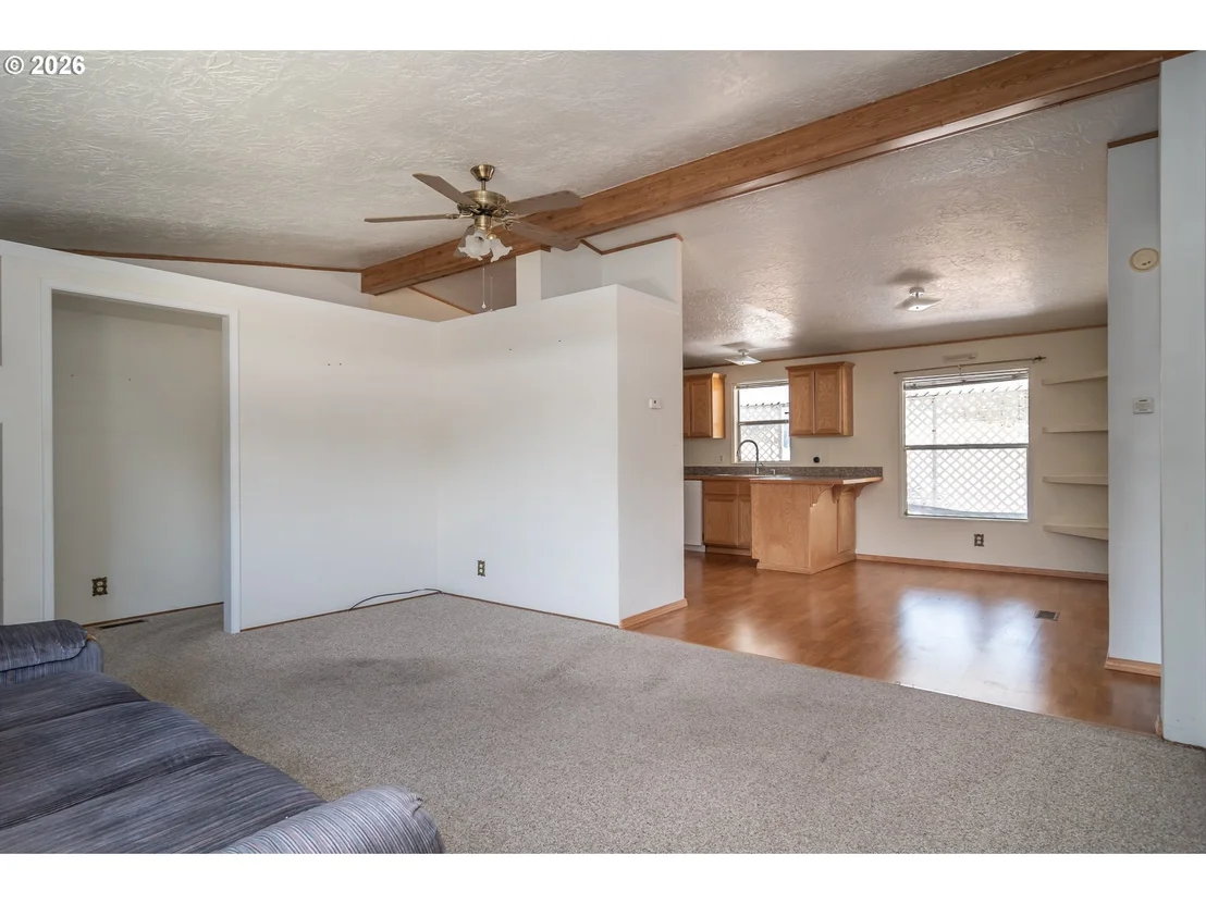 Photo of 190 TWIN OAKS LOOP