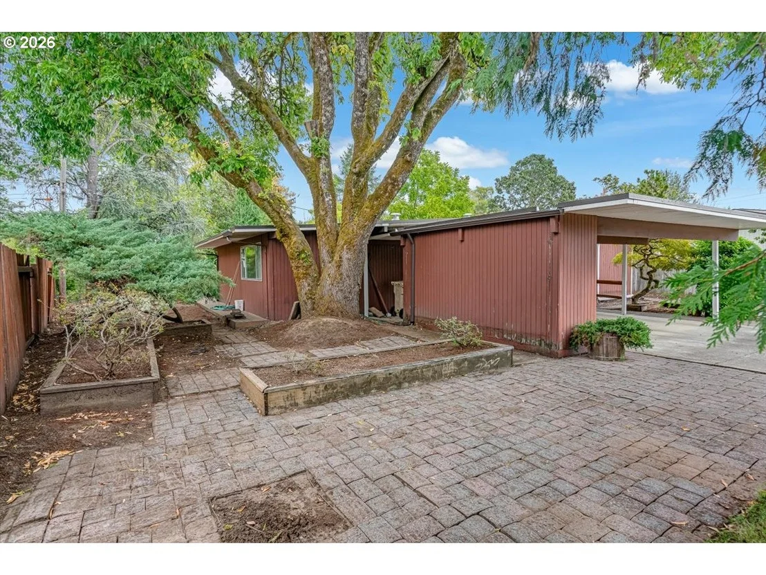 Photo of 2505 NW PENDLETON PL