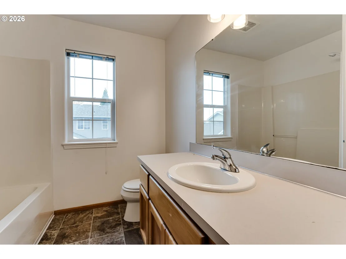 Photo of 555 HOLLYHOCK LN