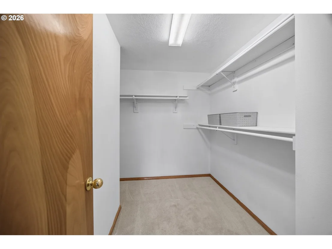 Photo of 212 SUNSET DR