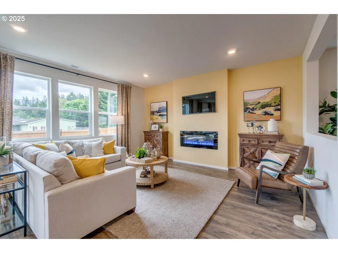 Photo of 4952 Elvis AVE NE