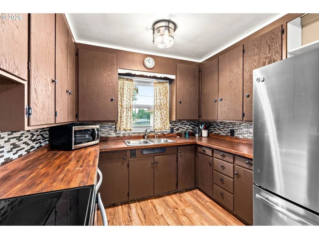 Photo of 3003 RIVER RD