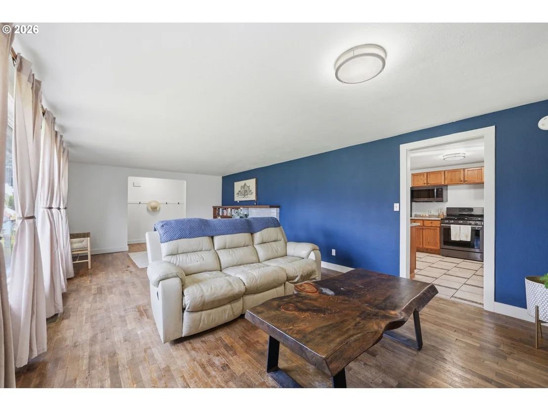 Photo of 4060 WOOD AVE
