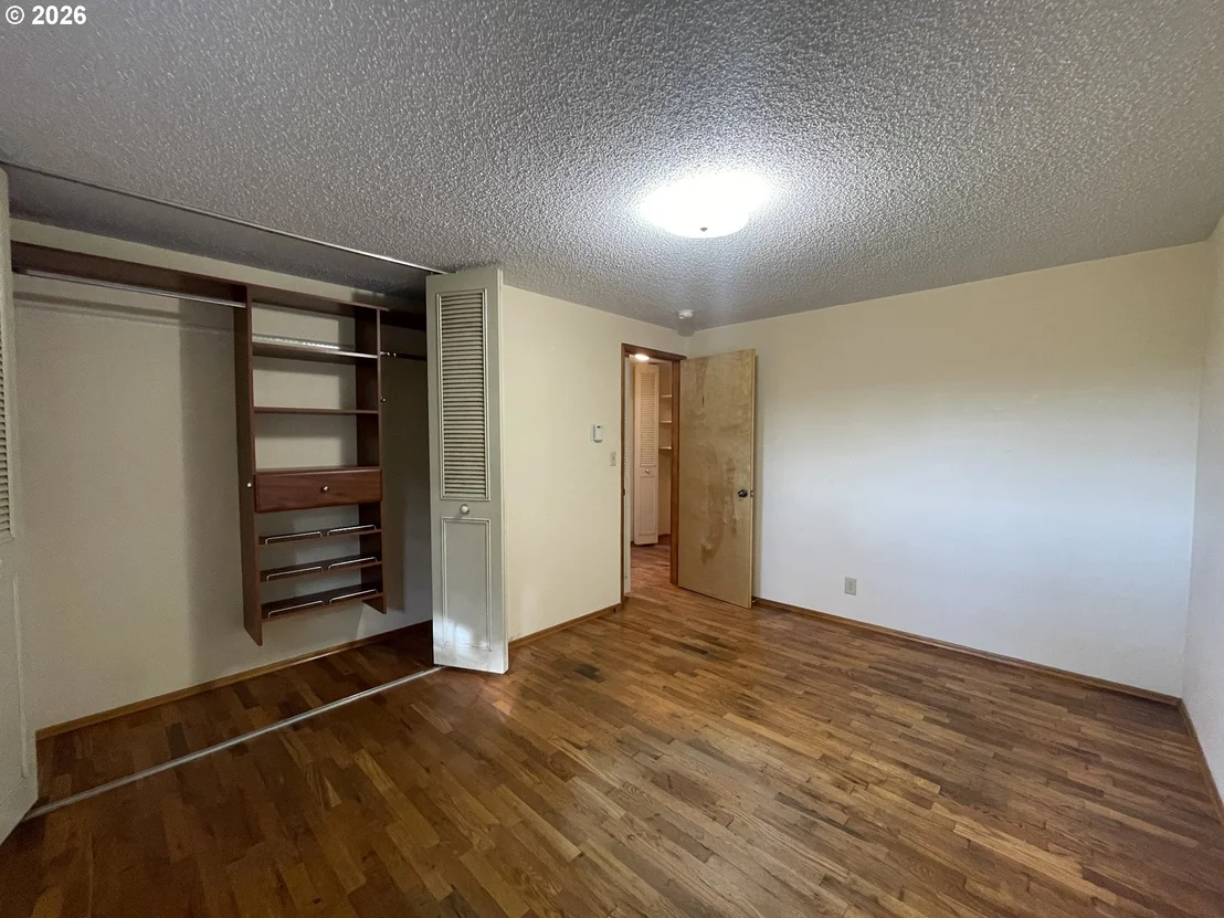 Photo of 853 CLARK ST