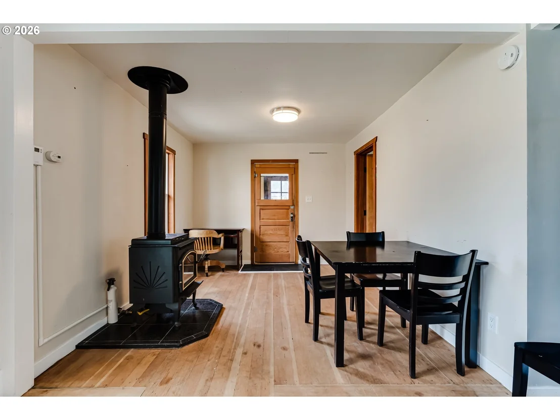 Photo of 111 HOLEMAN AVE