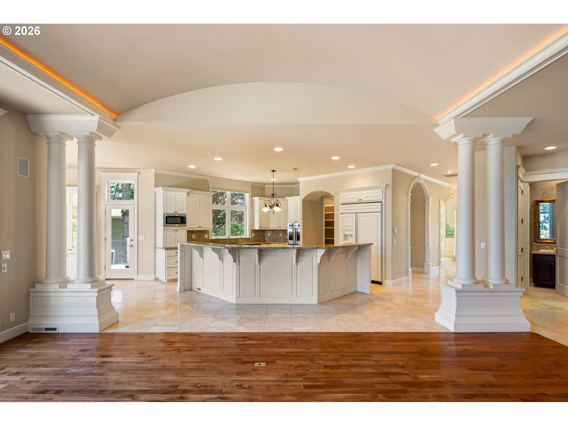 Photo of 2663 RIDGEMONT DR