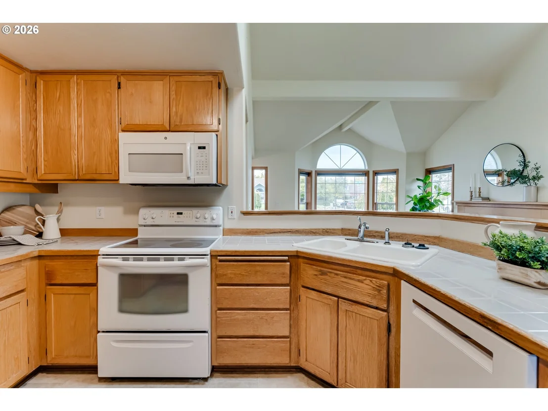 Photo of 3850 LANCASTER DR