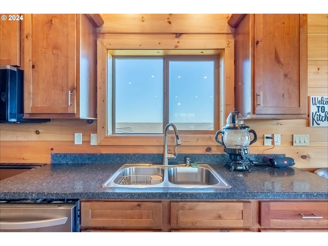 Photo of 21 TWIN TREE CT