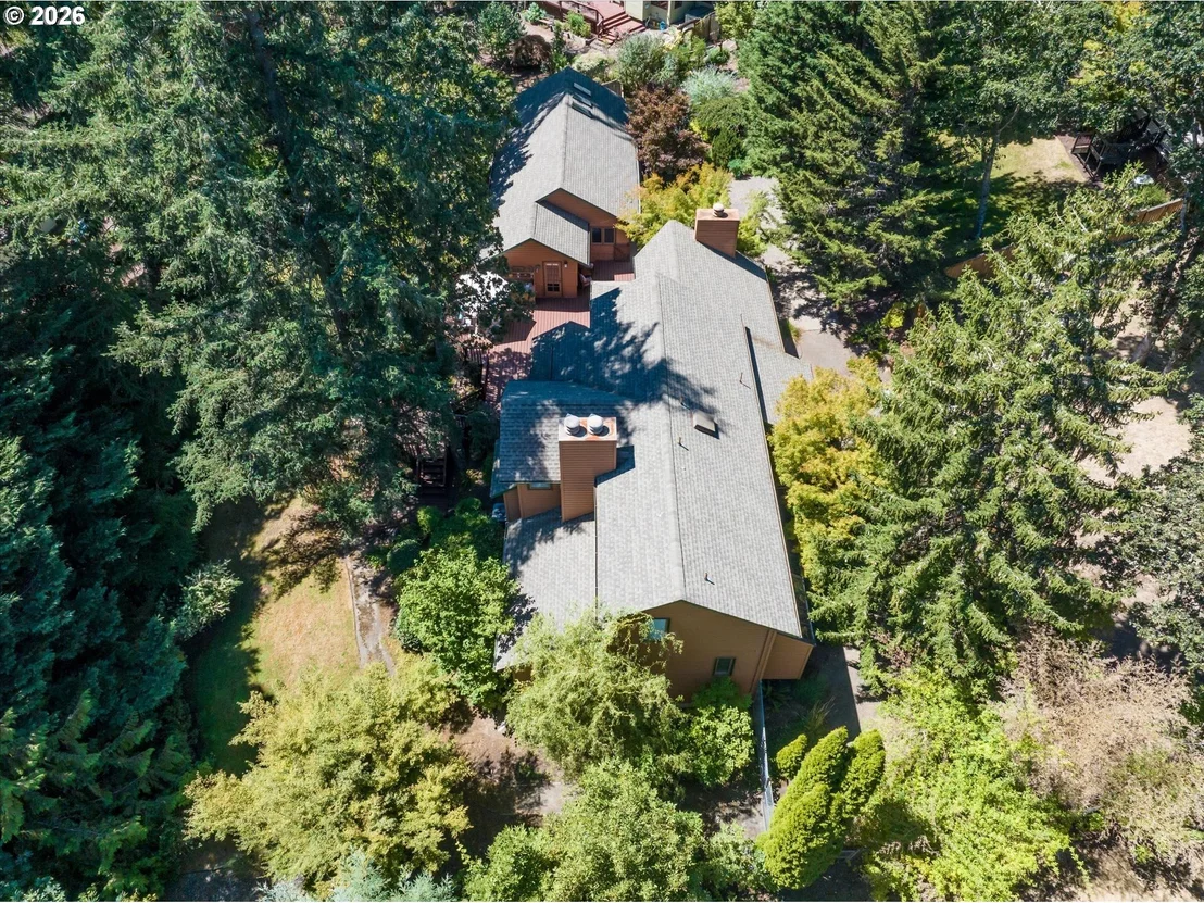 Photo of 2310 DOUGLAS DR