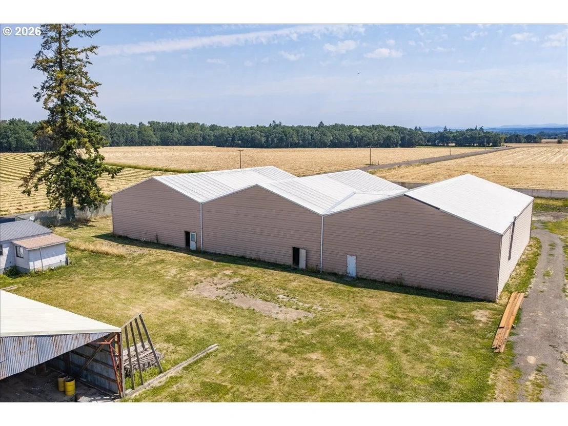 Photo of 34976 KAMPH DR