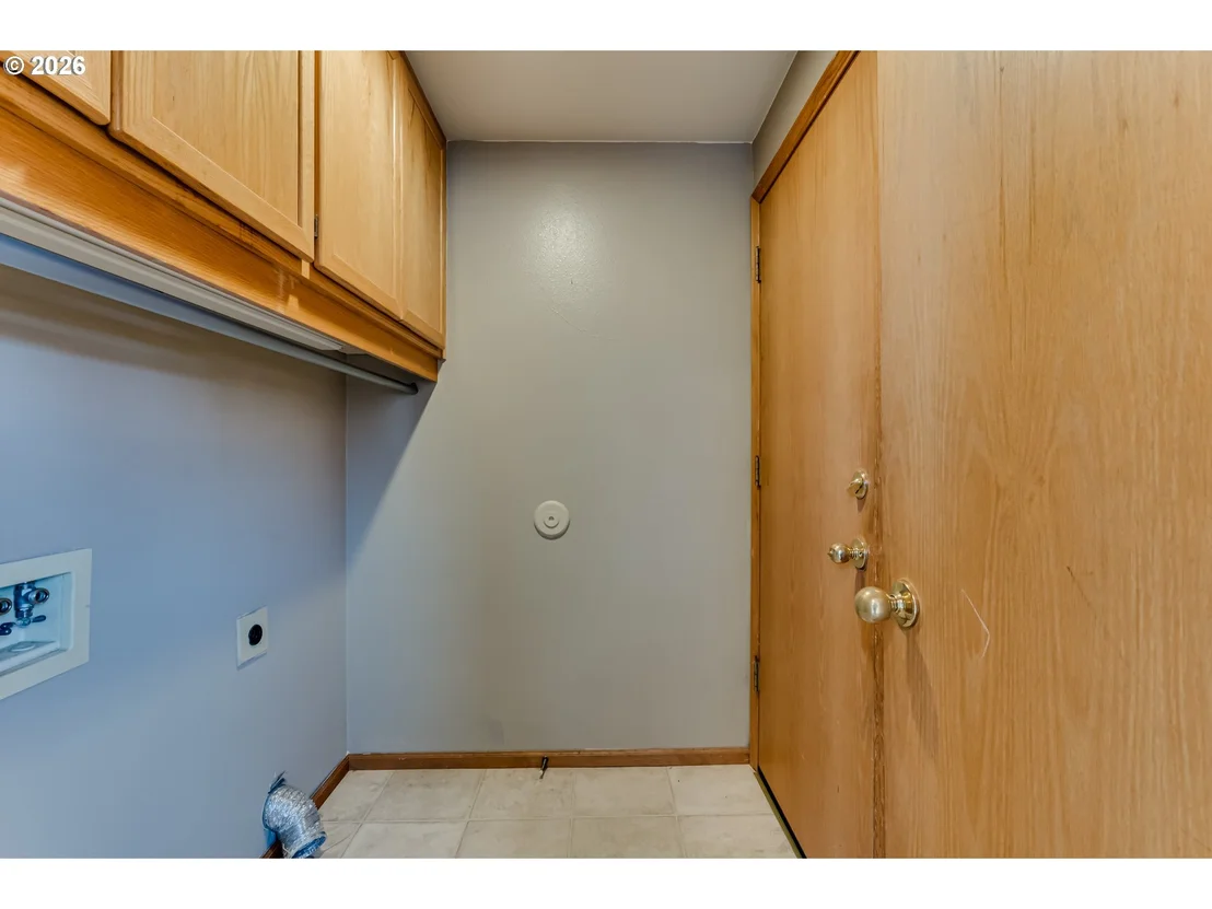 Photo of 3850 LANCASTER DR