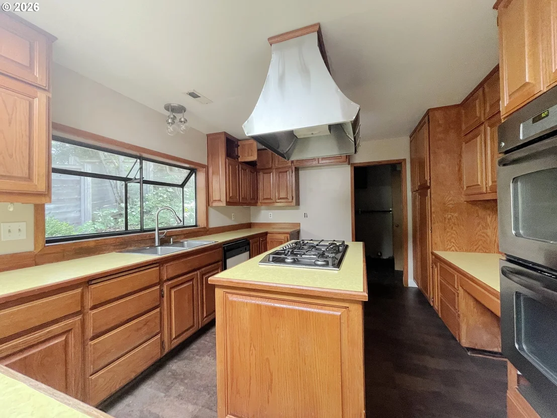 Photo of 18100 BRYANT RD
