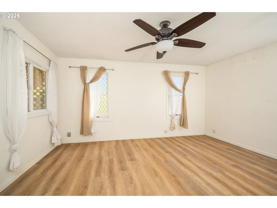 Photo of 792 CLONE AVE