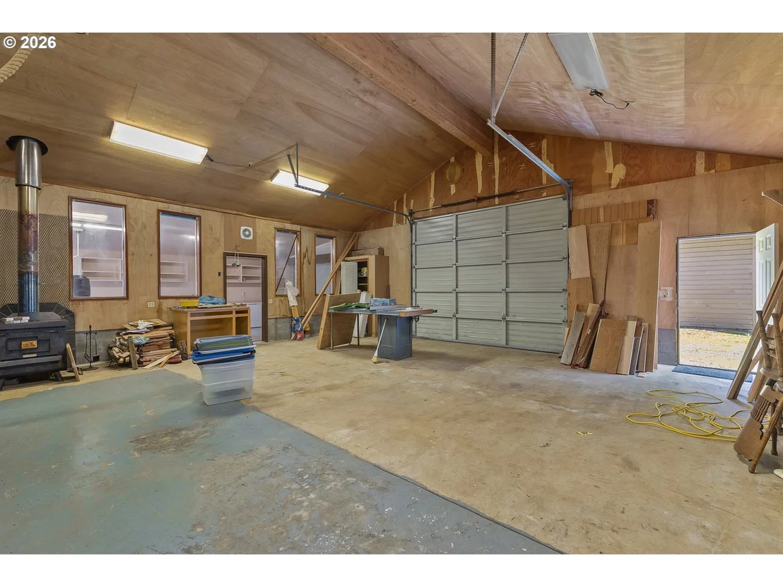 Photo of 711 H AVE