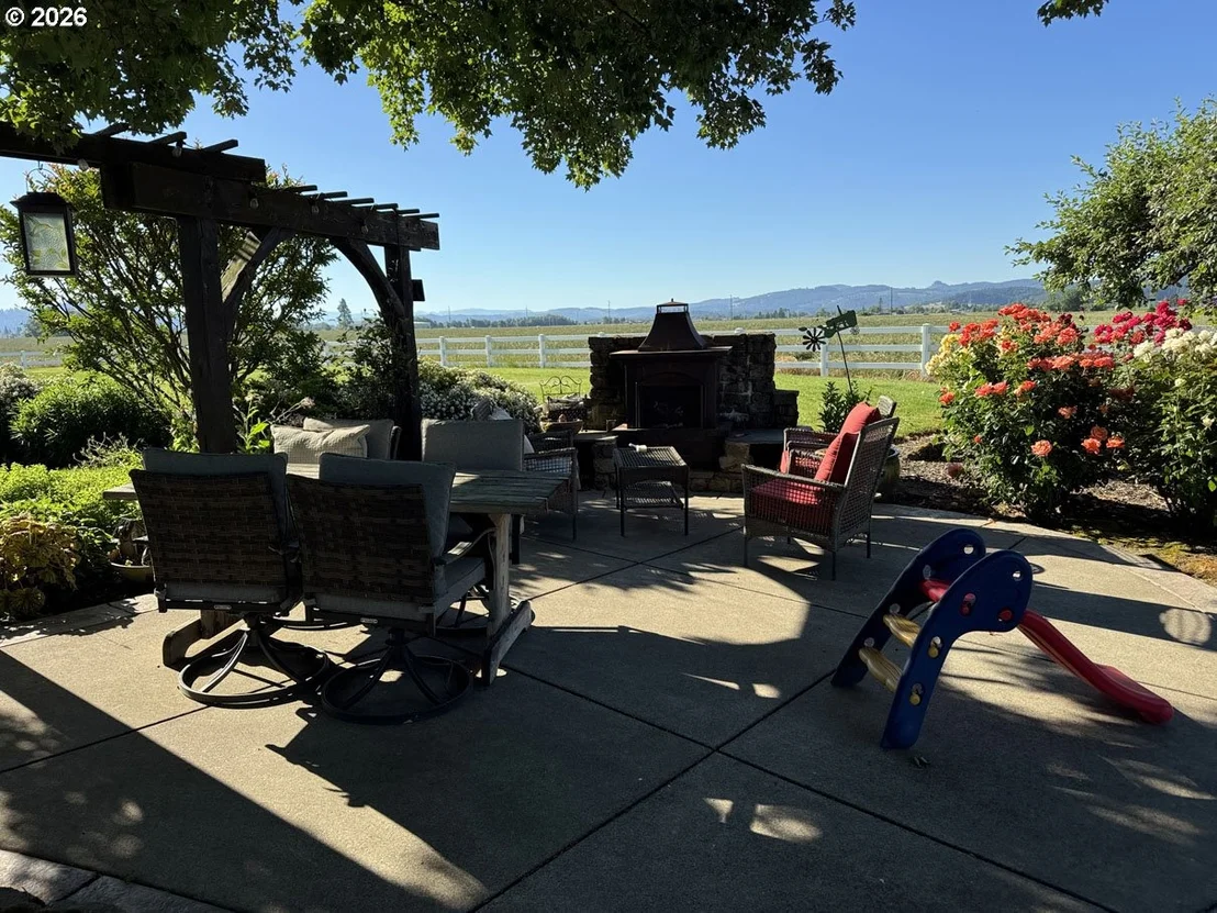Photo of 33174 LANGMACK RD